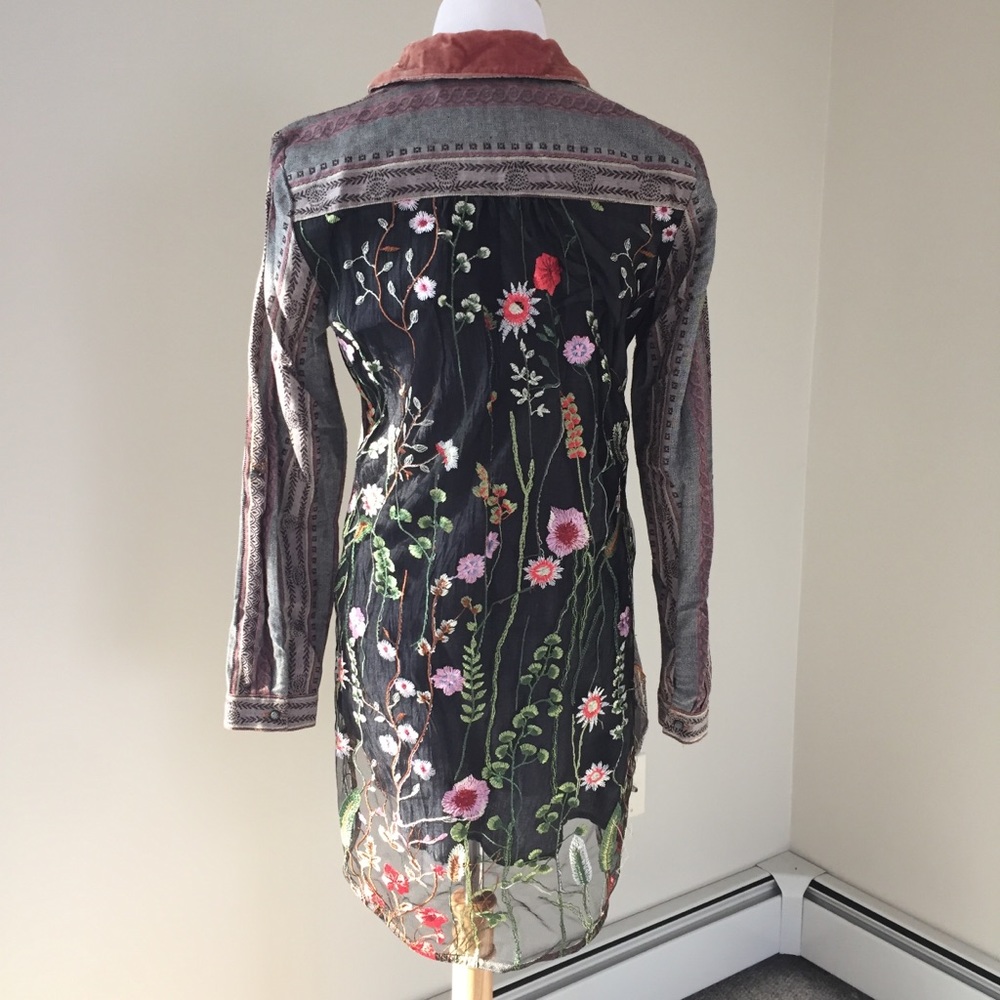 Soft surroundings bohemian embroidered tunic top